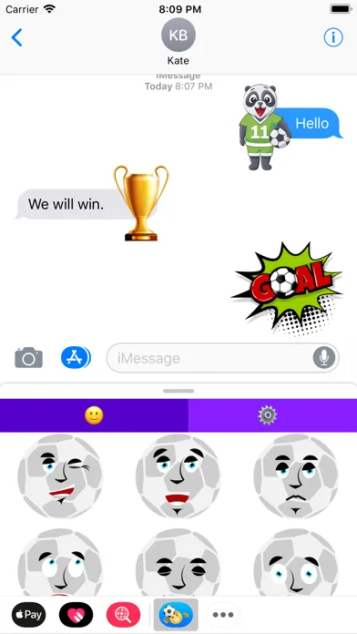 Tangkapan skrin Soccer Emoji Stickers