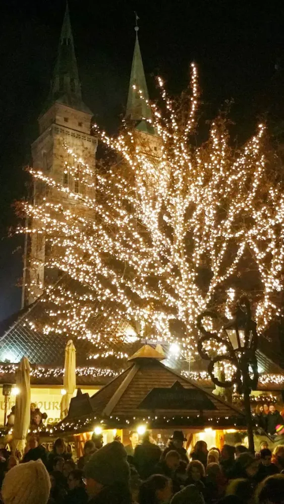 ภาพหน้าจอของ VR Christkindlmarket Nuremberg Virtual Reality 360