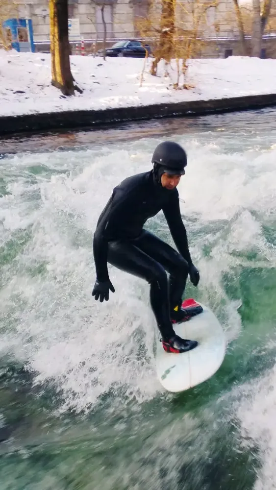 VR Extreme Ice River Surfing Virtual Reality 360應用截圖