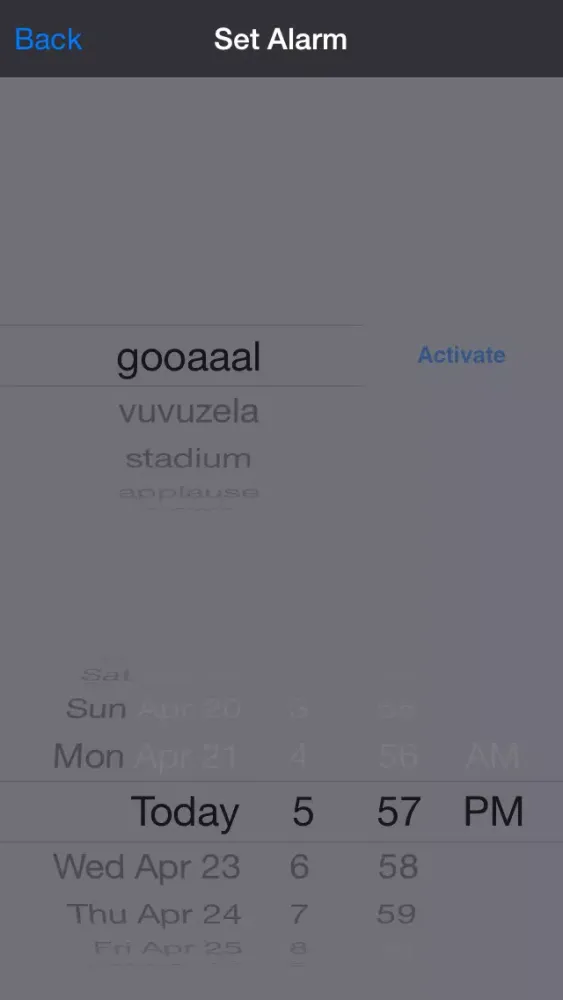 Alarm Clock Soccer – Your digital wake-up clock of football sounds應用截圖