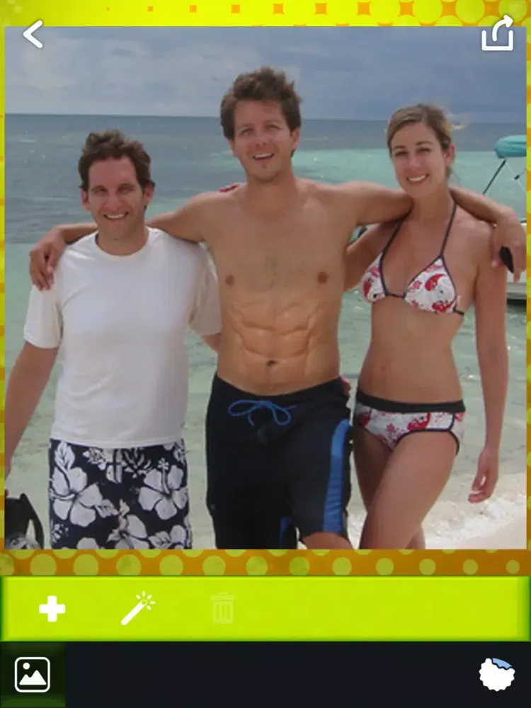 Ảnh chụp màn hình của Six Pack Photo Editor – Get Gym Body and Add Perfect Abs to Your Belly with Cool Camera Stickers iPad 
