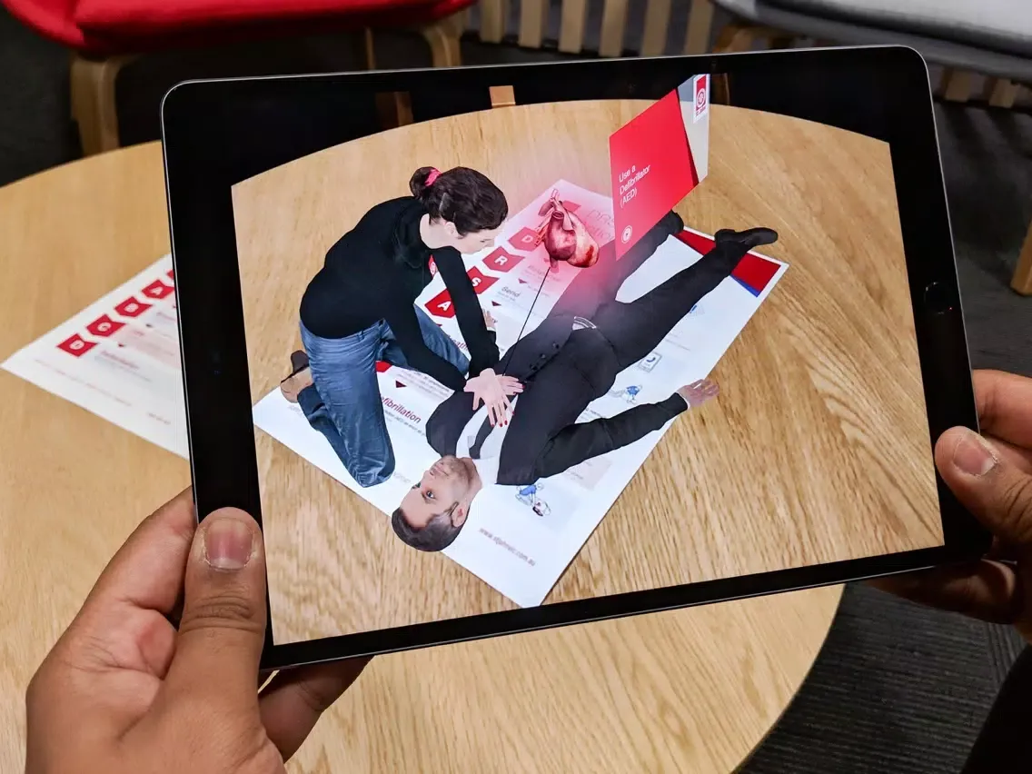 St John Ambulance 360 iPad  スクリーンショット