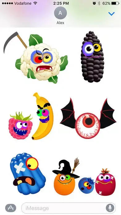 Captures d'écran de Halloween Funny Food! Animated sticker pack free