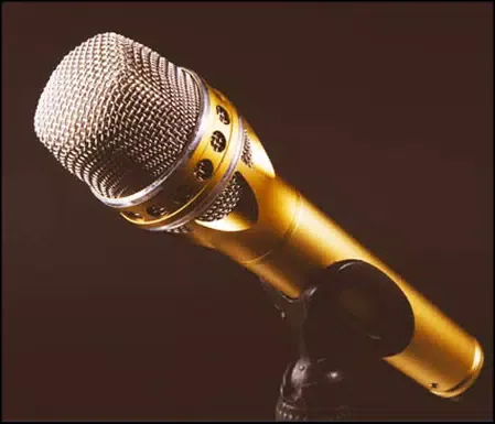 Ảnh chụp màn hình của SONGS KARAOKE LETRA with TRACK