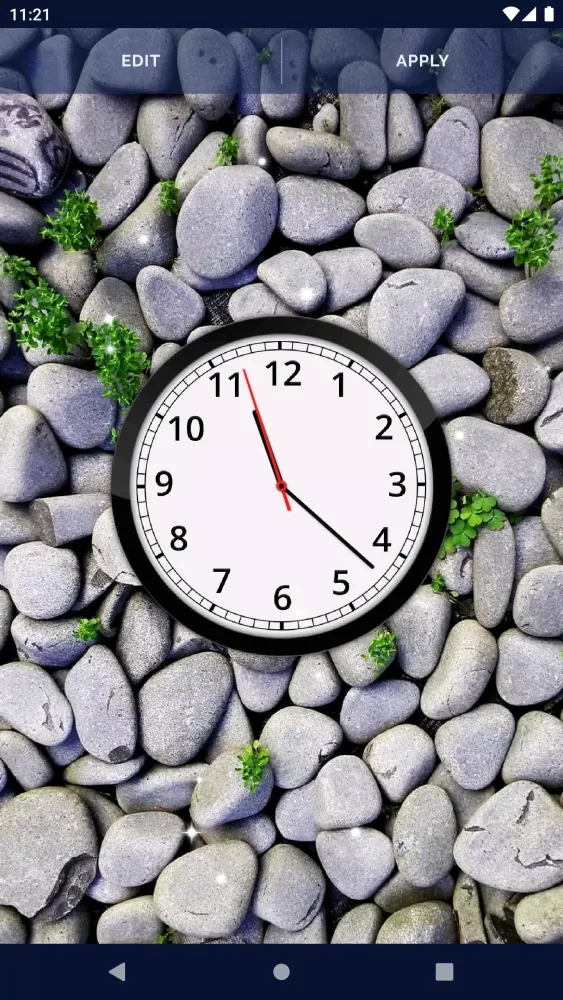 Zrzuty ekranu Classic Clock Wallpaper