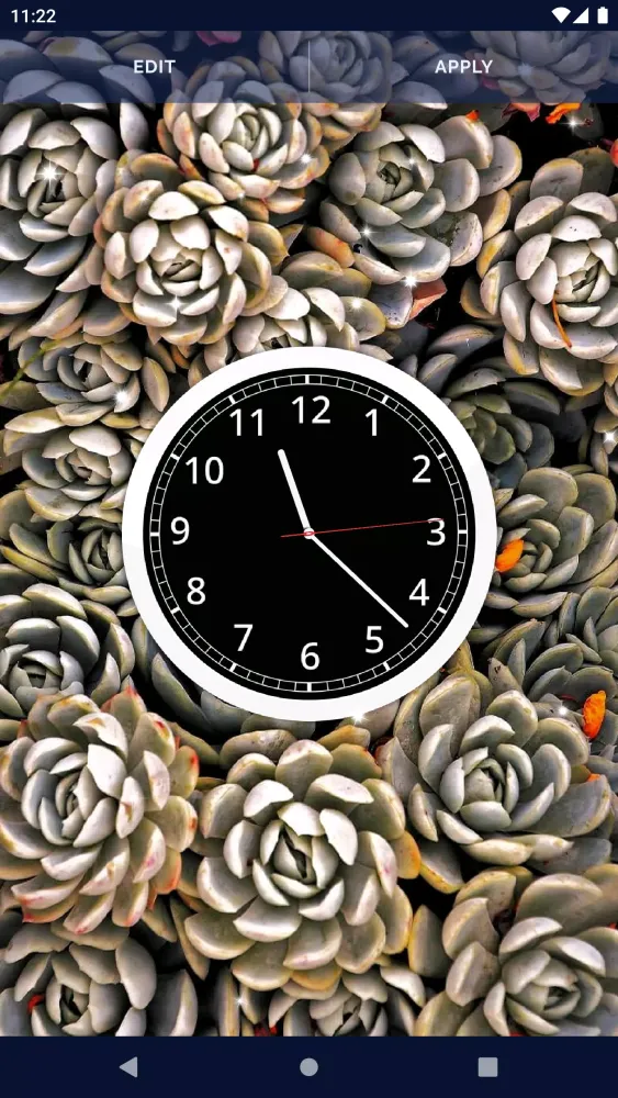 Zrzuty ekranu Classic Clock Wallpaper