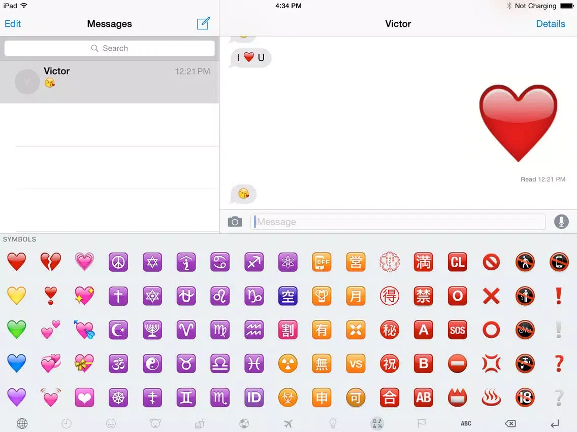 Capturas de pantalla de Big Emoji Keyboard - Bigger & More Fun iPad 