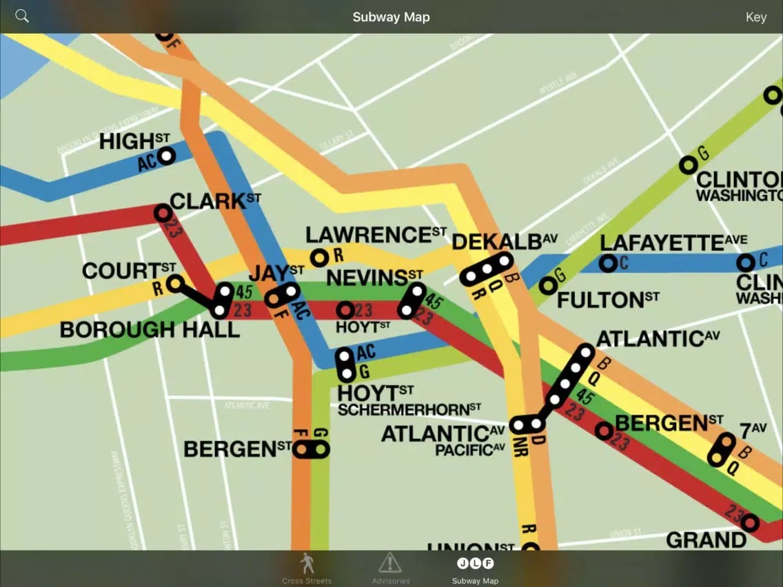 Ảnh chụp màn hình của CrossWalk NYC: cross-street finder & subway map iPad 