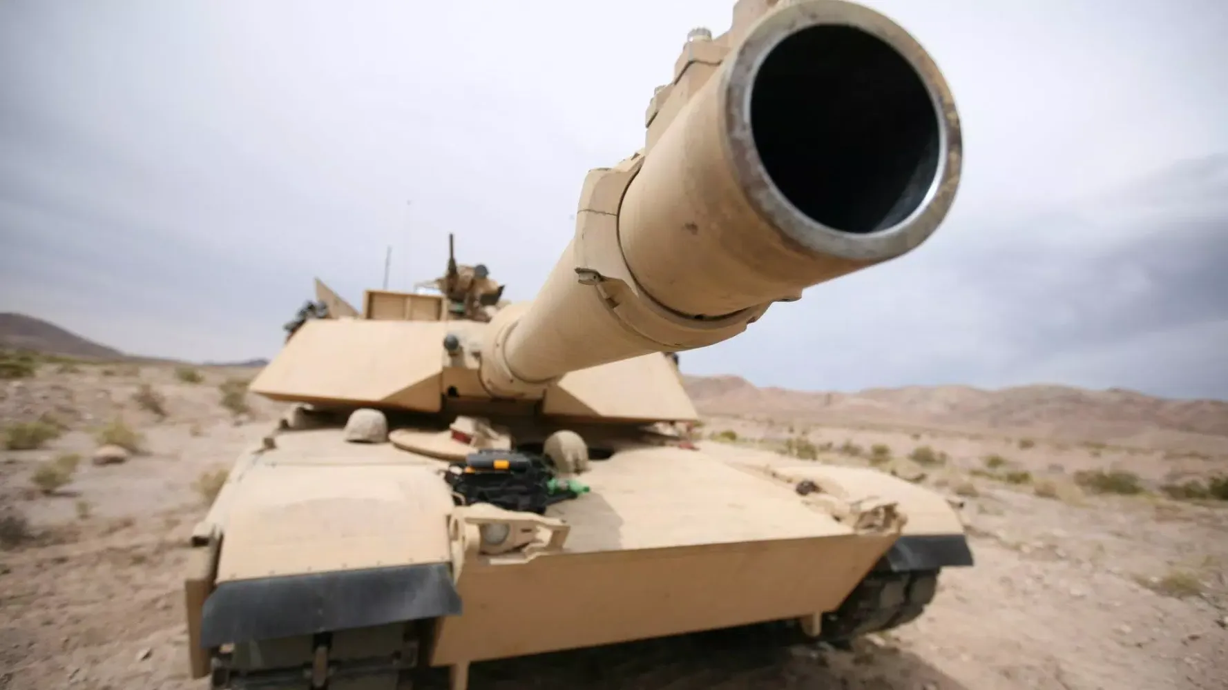 Capturas de tela do The military power of tank