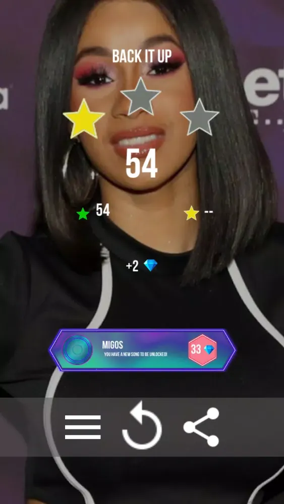 ภาพหน้าจอของ Cardi B Tiles Hop