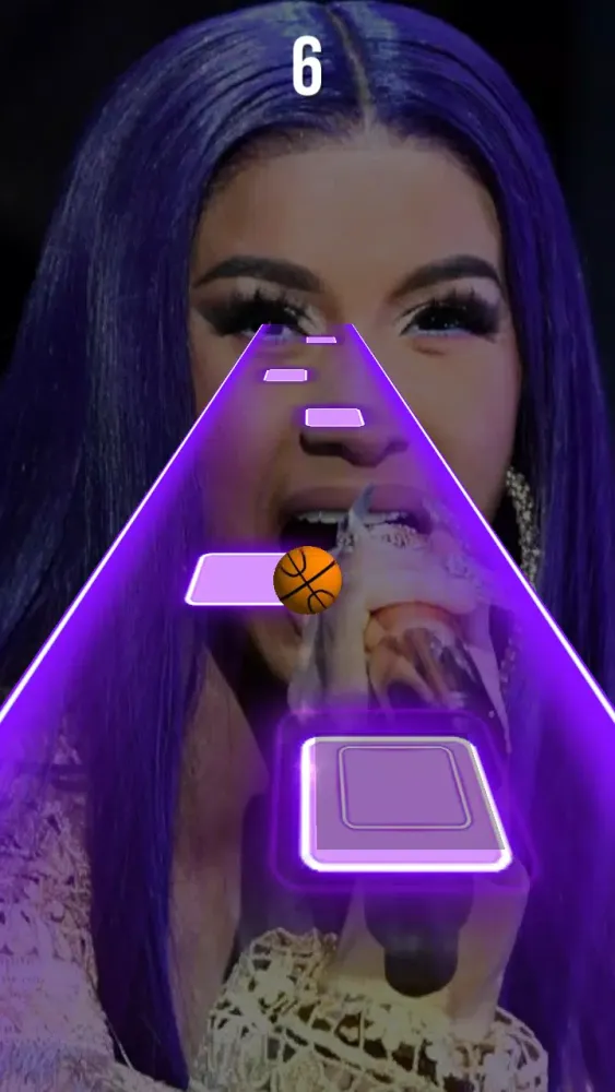 ภาพหน้าจอของ Cardi B Tiles Hop