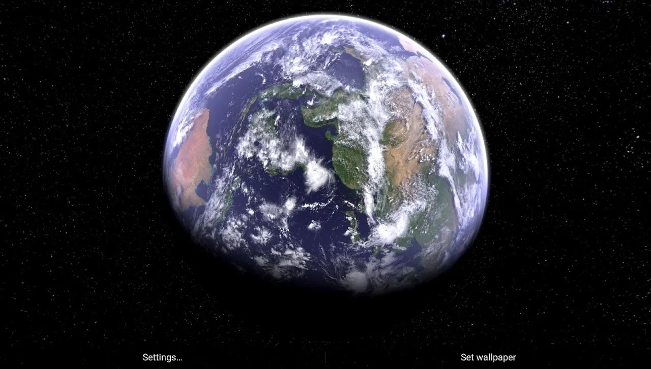 Earth & Moon Screenshots