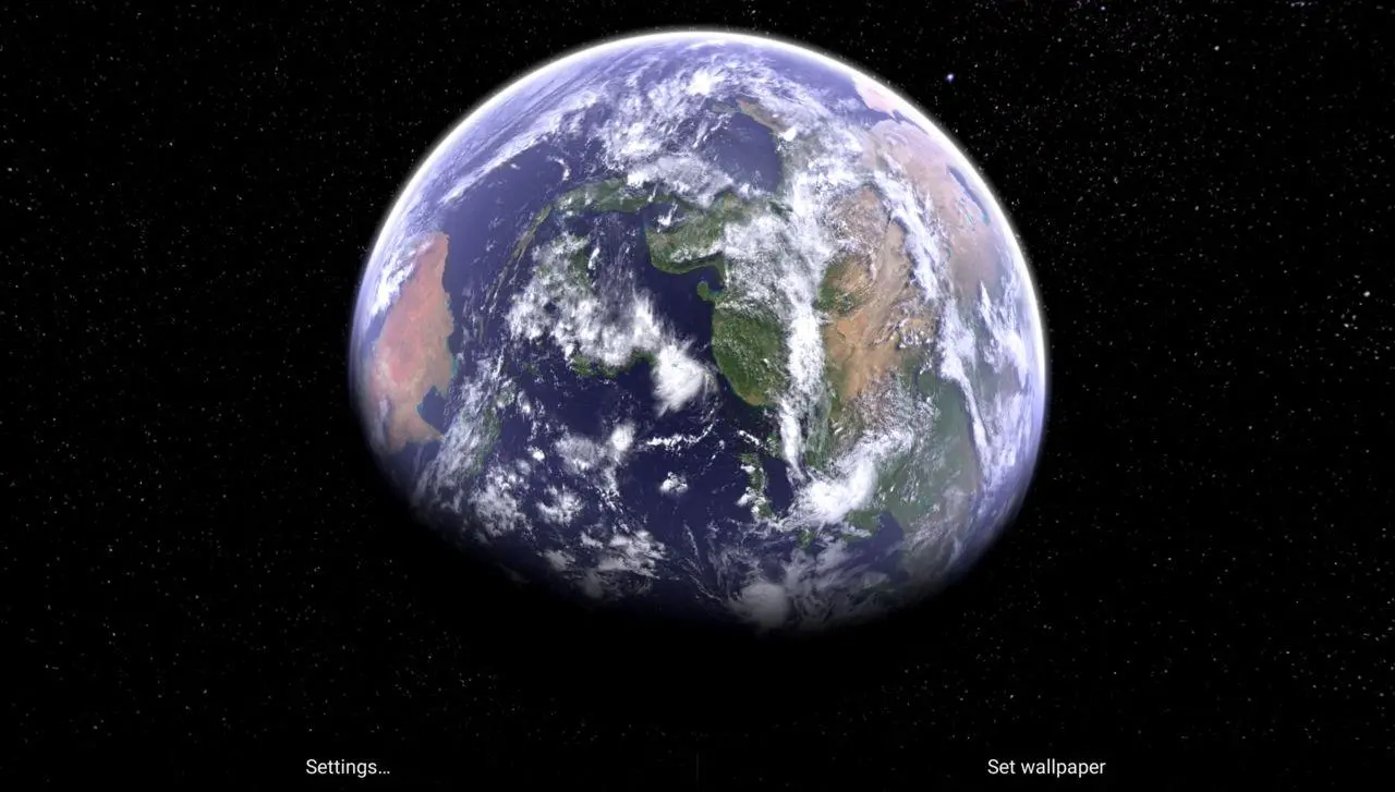 Earth & Moon Screenshots