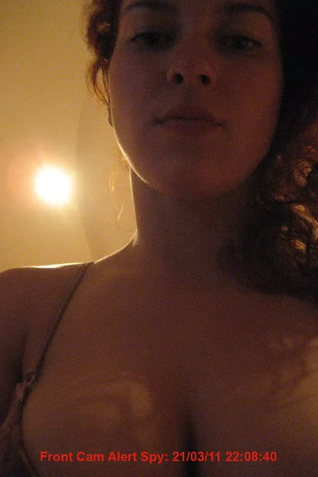 Capturas de pantalla de Front Cam Alert Spy