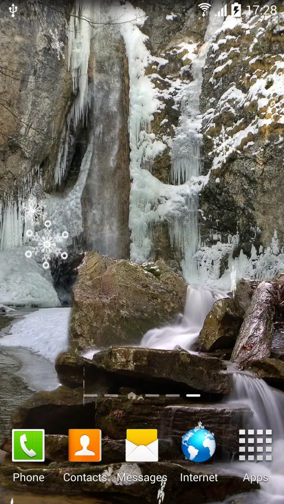 Ảnh chụp màn hình của Winter Waterfalls Wallpaper