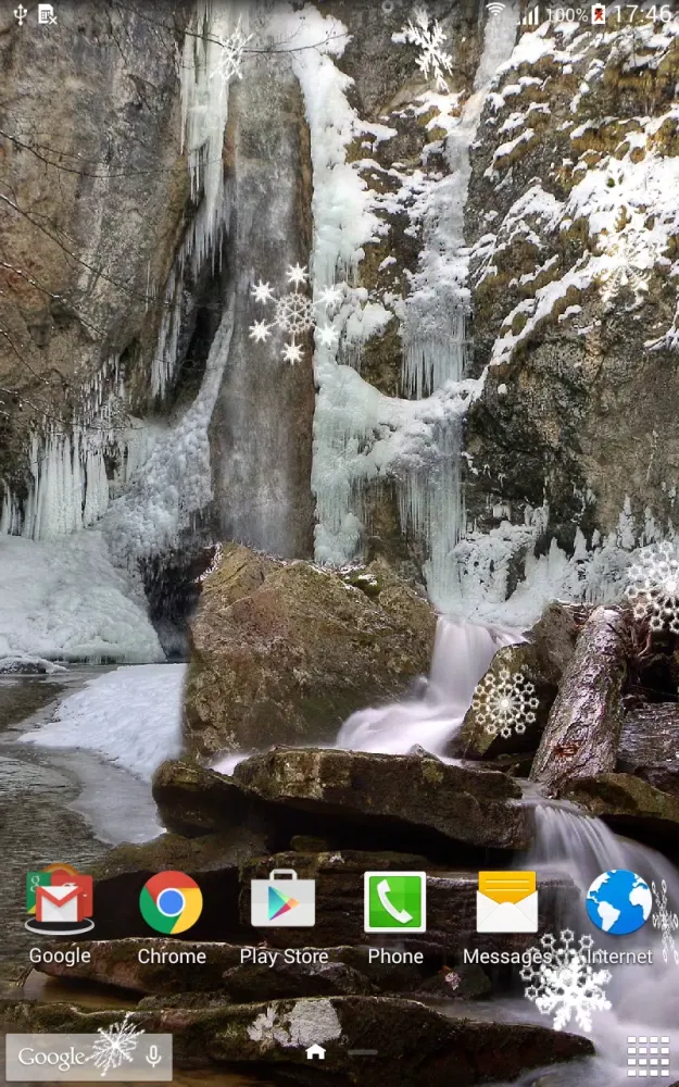 Ảnh chụp màn hình của Winter Waterfalls Wallpaper