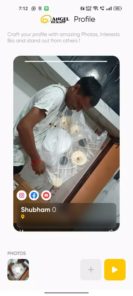 Tangkapan layar Angel Hukapp