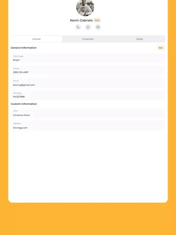 Capturas de tela do Client Keeper CRM iPad 