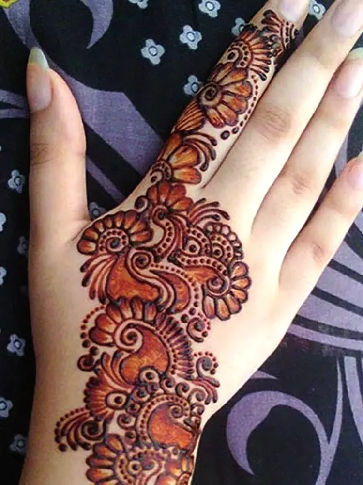 Mehndi Designs For Girls iPad  Screenshots