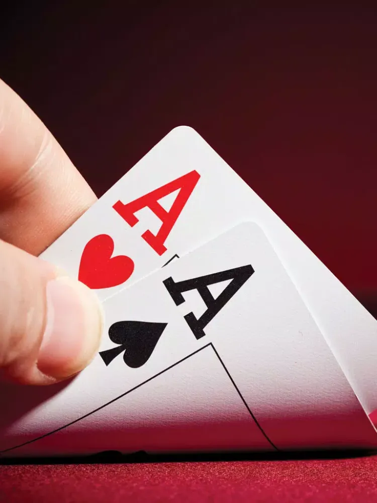Tangkapan layar How To Play Canasta - Perfect Deck of Playing Cards iPad 