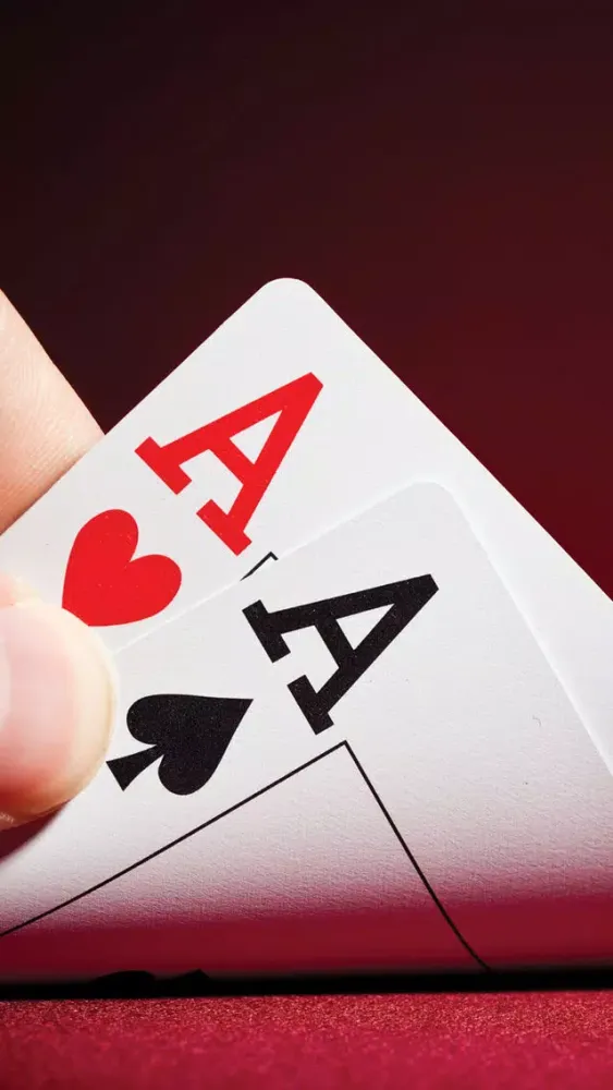 Tangkapan layar How To Play Canasta - Perfect Deck of Playing Cards