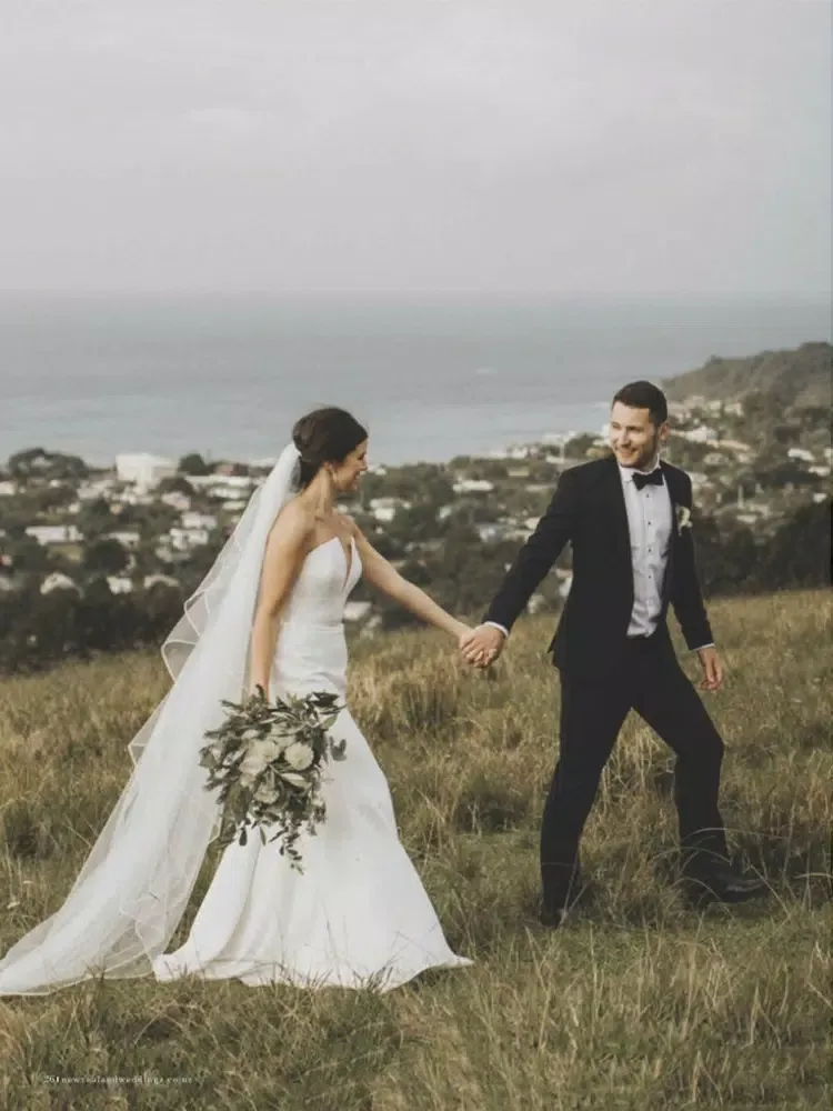 Tangkapan layar NZ Weddings Magazine iPad 