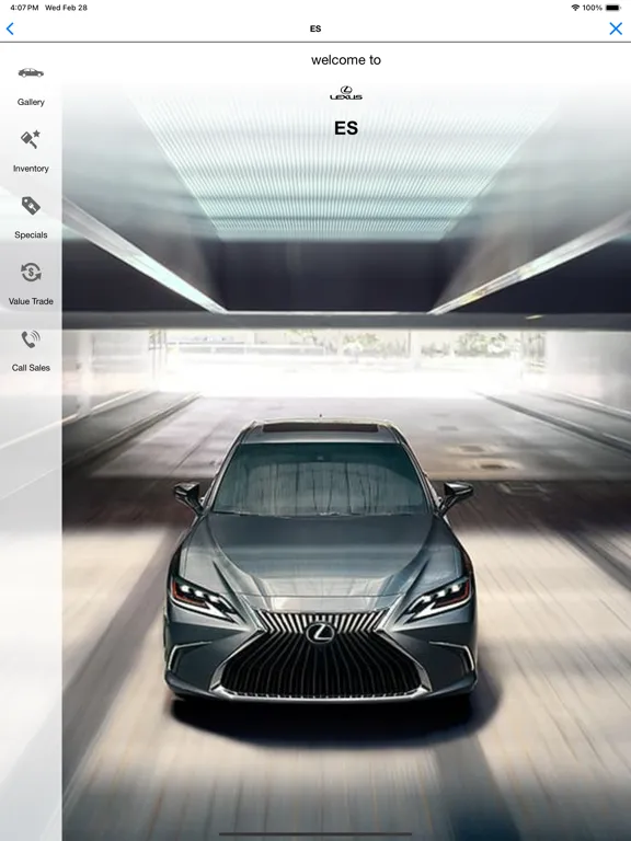 صور Newport Lexus App iPad 