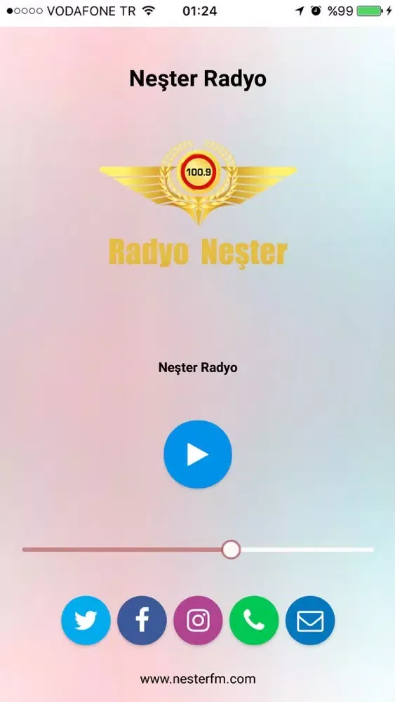 Capturas de tela do Neşter Radyo
