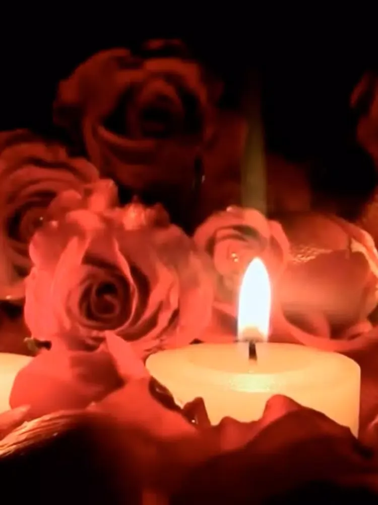 Screenshot di Virtual Candle Light App iPad 