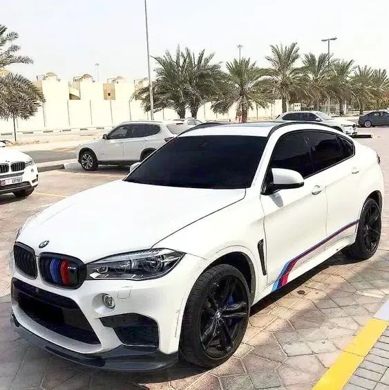 ภาพหน้าจอของ BMW 5 Series Car Wallpapers