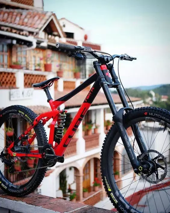 Скриншоты Specialized Bikes Wallpapers