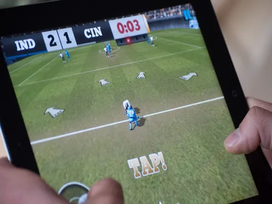 Tangkapan skrin College Lacrosse 2014 iPad 