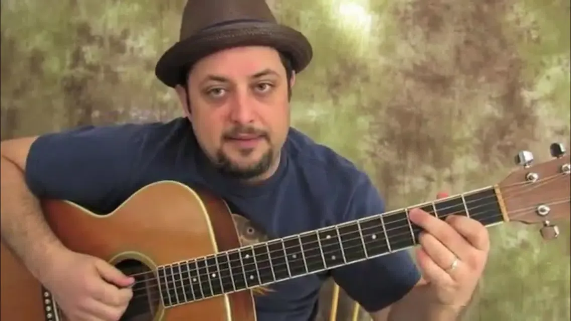 صور Campfire Guitar Songs