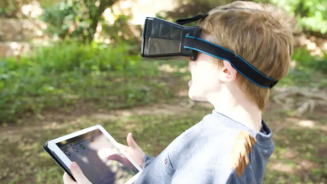 Tangkapan skrin Drones-Controller Remote