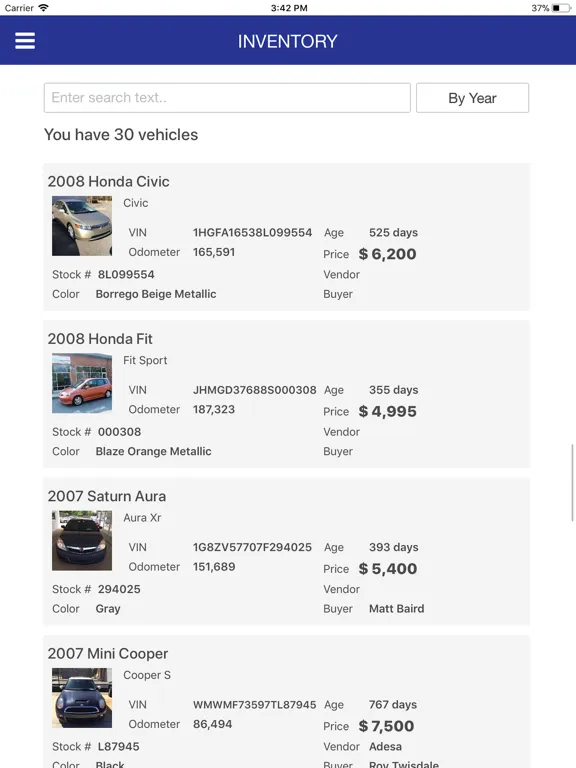 Ảnh chụp màn hình của DealerClick DMS iPad 