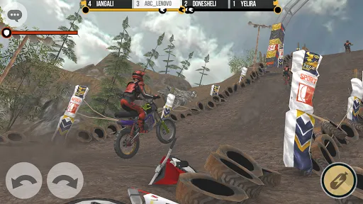 Clan Race: PVP Motocross races应用截图