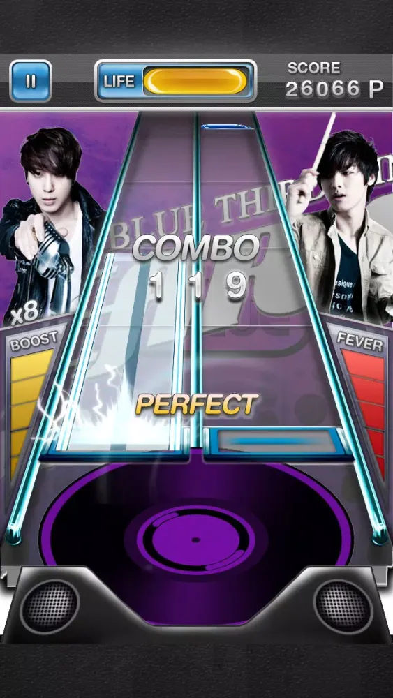Zrzuty ekranu CNBLUE SHAKE