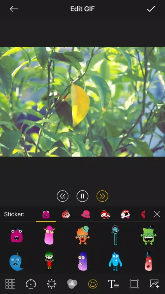 Tangkapan layar GIF Maker - GIF Editor 2018