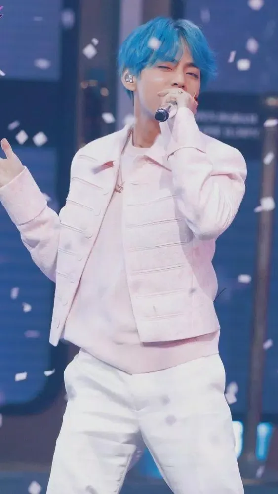 Capturas de tela do BTS V Wallpaper - V Kpop Wallp