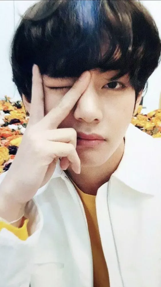 Capturas de tela do BTS V Wallpaper - V Kpop Wallp