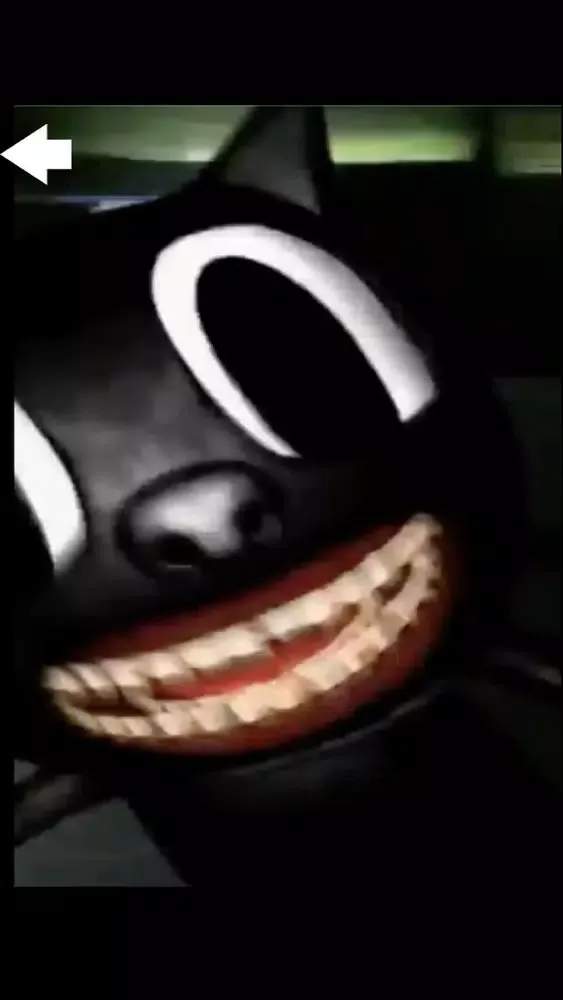 Scary Cartoon Cat Talk Screenshots