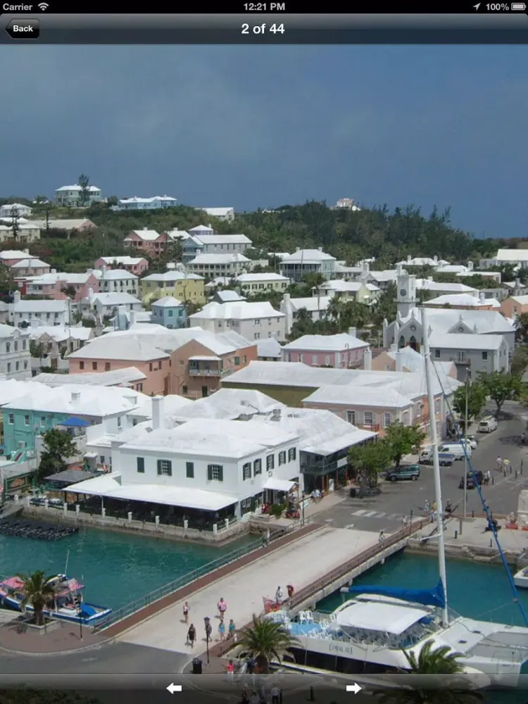 ภาพหน้าจอของ Bermuda Island Offline Guide iPad 