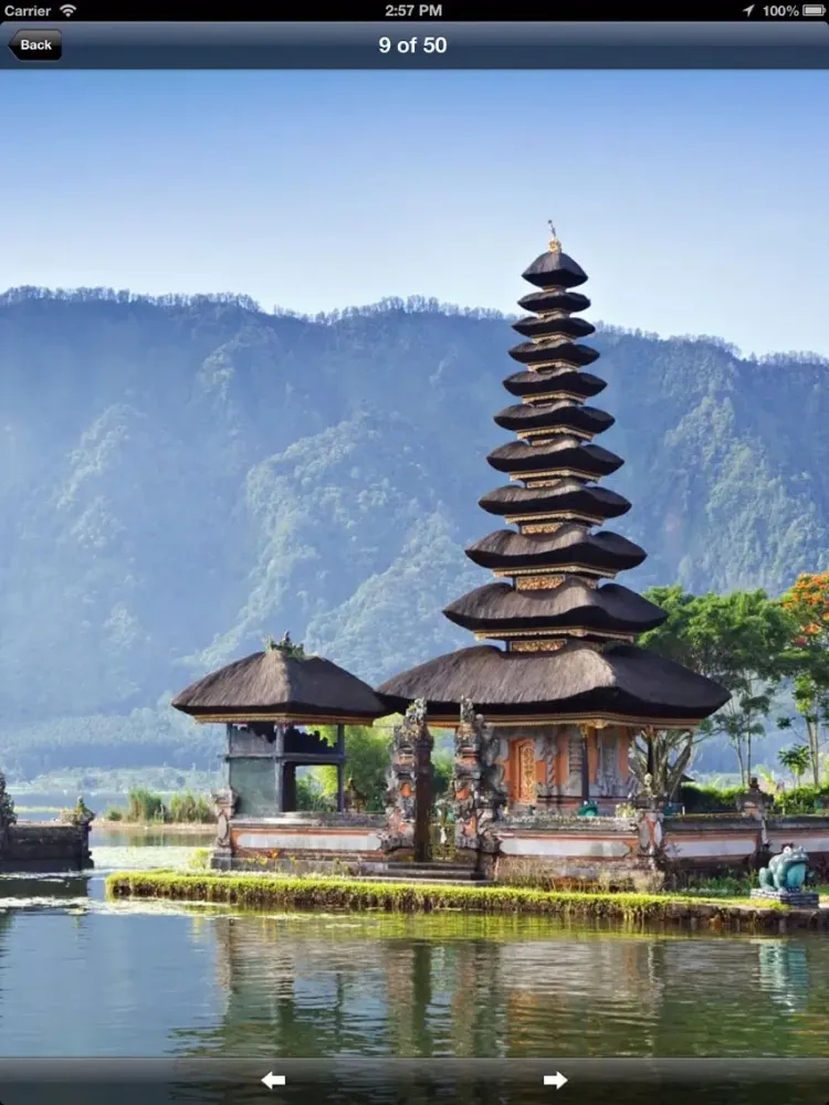 Lombok Island Offline Travel Explorer iPad  Screenshots