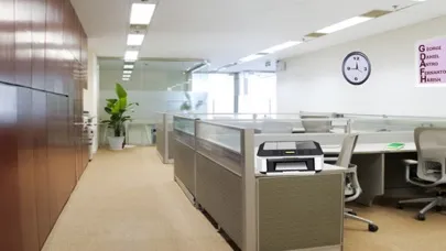 Capturas de tela do Overtime Office Work Escape