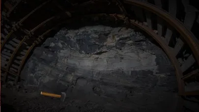 Trapped Tunnel Escape Screenshots
