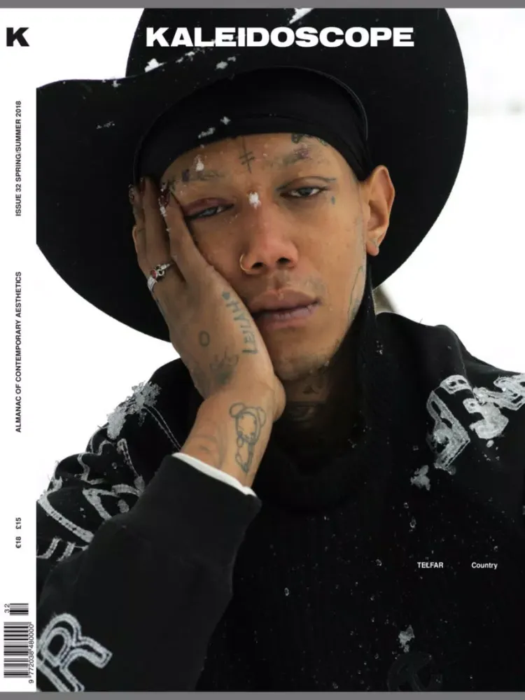 Ảnh chụp màn hình của KALEIDOSCOPE Magazine iPad 