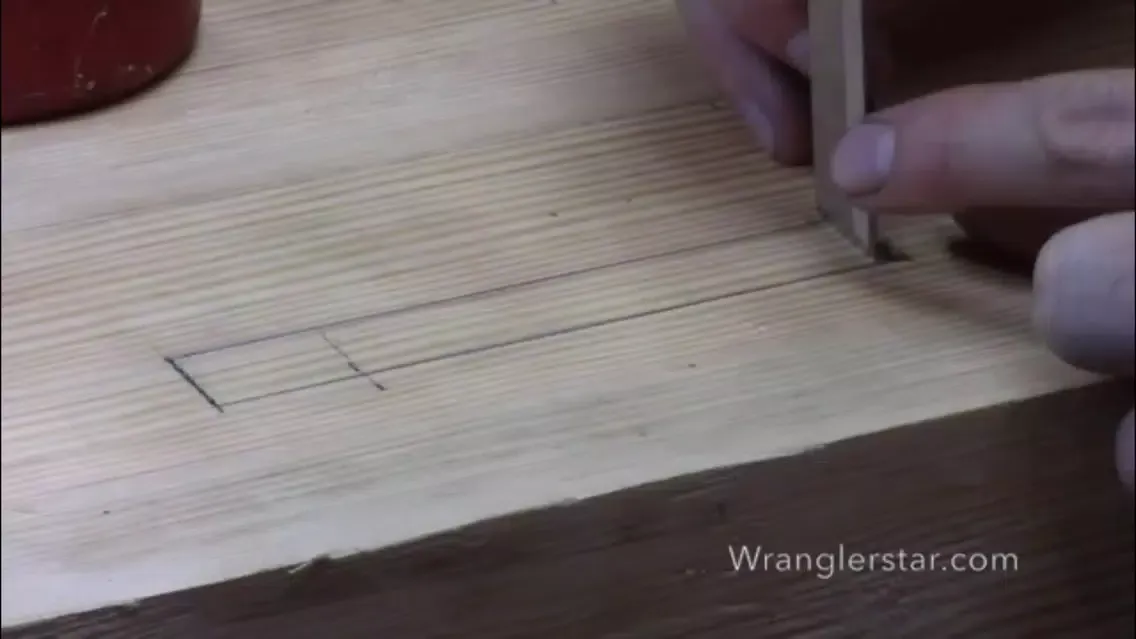 Tangkapan layar Carpenter Training