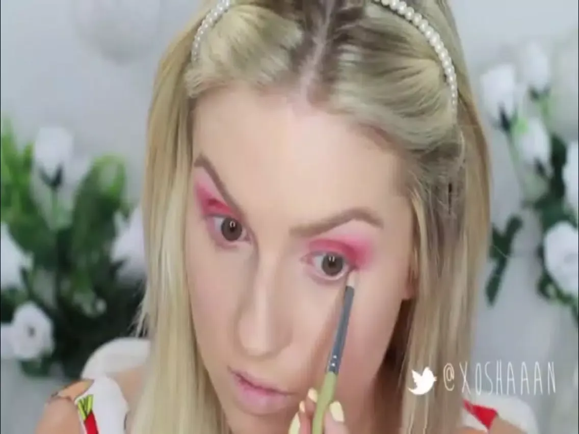 Tangkapan layar Makeup Master Class iPad 