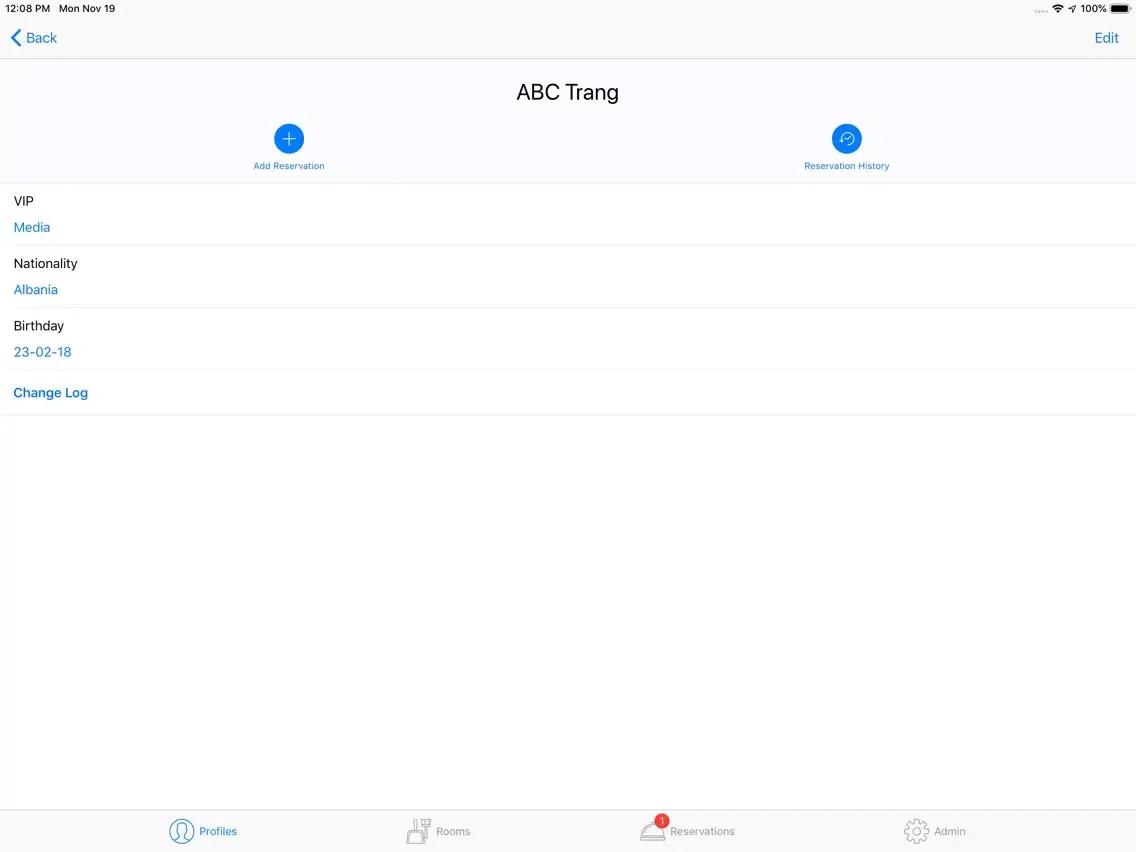 Ảnh chụp màn hình của CosmoPMS iPad 