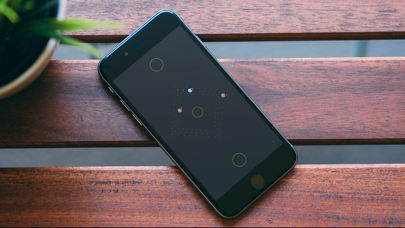 Symmetrica: Minimalistic arcade game स्क्रीनशॉट